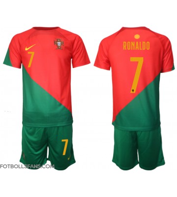 Portugal Cristiano Ronaldo #7 Replika Hemmatröja Barn VM 2022 Kortärmad (+ Korta byxor)
